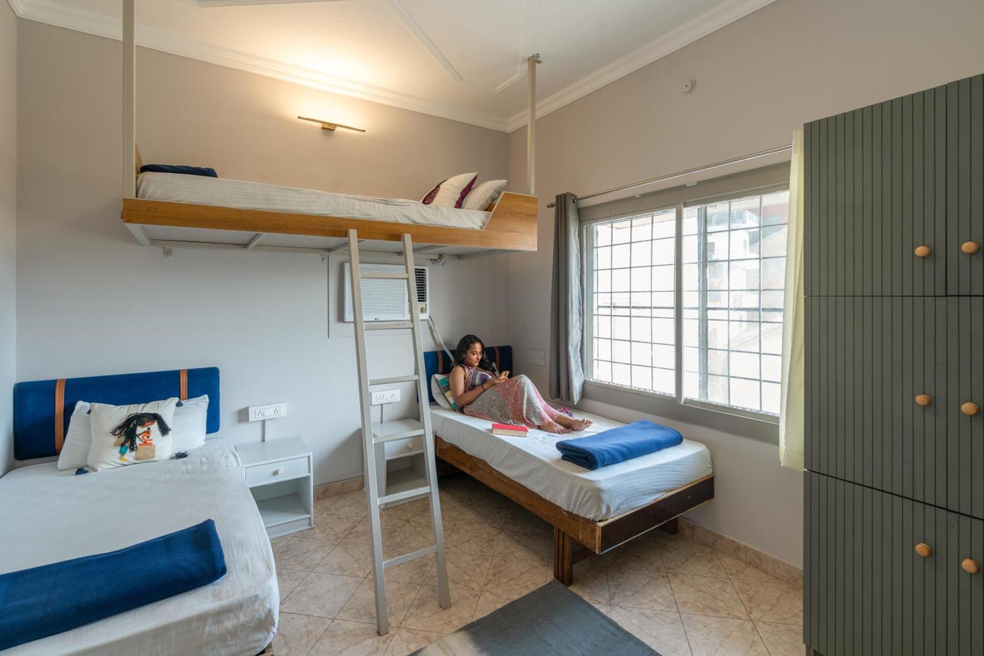 Madpackers Rishikesh Laxman Jhula Hostel Ngoại thất bức ảnh